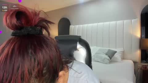 Snapshot of vanitysex chatting on 02-18-25, 11:33 Karine online show from 02-18-25, 11:33