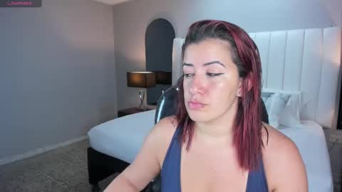 Snapshot of vanitysex chatting on 03-06-25, 11:36 Karine online show from 03-06-25, 11:36