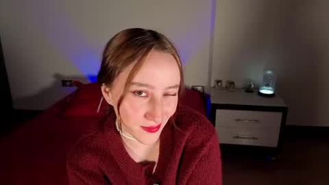 Elizabeth online show from 09-24-25, 01:53