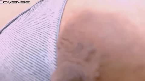 Snapshot of vanne_amet chatting on 02-13-25, 12:21 free follow me online show from 02-13-25, 12:21