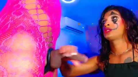 Snapshot of vannesa01 chatting on 10-30-25, 07:36 vannesa01 online show from 10-30-25, 07:36