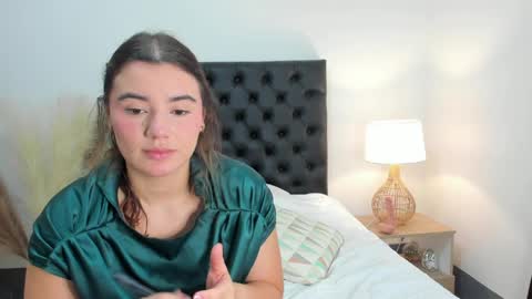 Vannesa online show from 04-06-26, 10:54