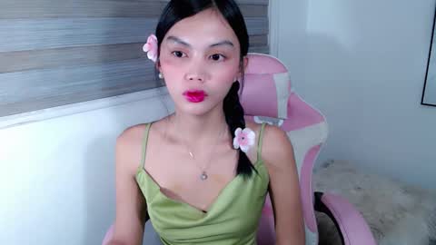Snapshot of vannesasexyslutt chatting on 05-17-26, 02:09 VANNESA online show from 05-17-26, 02:09