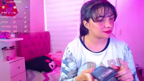 Snapshot of vannessa_shy chatting on 12-07-24, 03:52 Vanesa online show from 12-07-24, 03:52