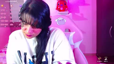Snapshot of vannessa_shy chatting on 12-24-24, 01:16 Vanesa online show from 12-24-24, 01:16