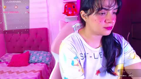 Snapshot of vannessa_shy chatting on 01-11-25, 01:01 Vanesa online show from 01-11-25, 01:01