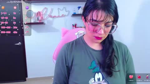 Snapshot of vannessa_shy chatting on 02-09-25, 06:26 Vanesa online show from 02-09-25, 06:26