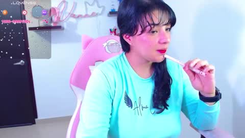 Snapshot of vannessa_shy chatting on 02-11-25, 12:28 Vanesa online show from 02-11-25, 12:28