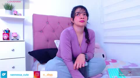 Snapshot of vannessa_shy chatting on 09-09-25, 11:59 Vanesa online show from 09-09-25, 11:59
