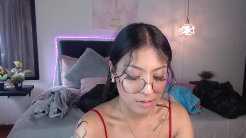 Snapshot of vannesweet_ chatting on 12-29-24, 08:04 vane online show from 12-29-24, 08:04
