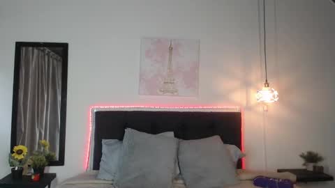 Snapshot of vannesweet_ chatting on 01-04-25, 08:16 vane online show from 01-04-25, 08:16