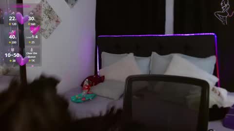 Snapshot of vannesweet_ chatting on 01-25-25, 08:10 vane online show from 01-25-25, 08:10