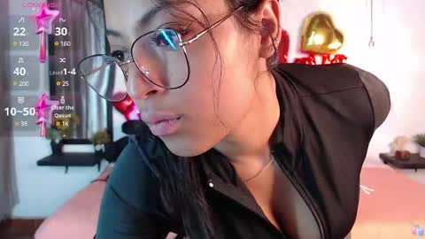 Snapshot of vannesweet_ chatting on 02-08-25, 01:54 vane online show from 02-08-25, 01:54