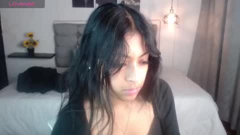 Snapshot of vannesweet_ chatting on 02-09-25, 08:02 vane online show from 02-09-25, 08:02