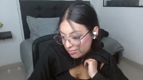 Snapshot of vannesweet_ chatting on 09-14-25, 07:46 vane online show from 09-14-25, 07:46