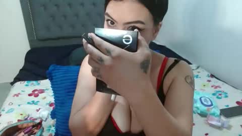 Vannesa online show from 03-18-26, 01:20