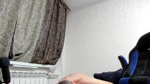 Snapshot of vano_822 chatting on 02-08-25, 03:53 vano_822 online show from 02-08-25, 03:53