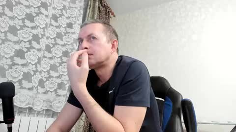 Snapshot of vano_822 chatting on 02-20-25, 04:03 vano_822 online show from 02-20-25, 04:03