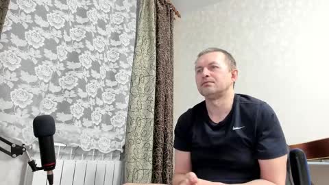 Snapshot of vano_822 chatting on 02-23-25, 03:51 vano_822 online show from 02-23-25, 03:51
