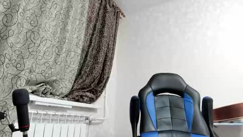 Snapshot of vano_822 chatting on 02-26-25, 06:54 vano_822 online show from 02-26-25, 06:54