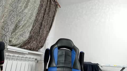 Snapshot of vano_822 chatting on 03-07-25, 10:54 vano_822 online show from 03-07-25, 10:54