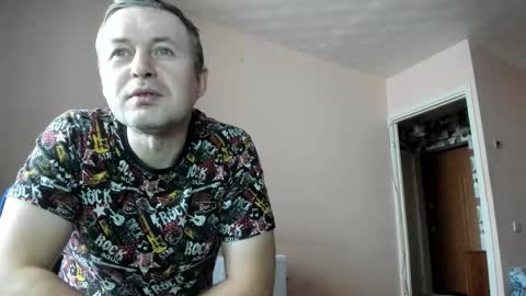 Snapshot of vano_822 chatting on 11-04-25, 09:52 vano_822 online show from 11-04-25, 09:52