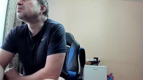 Snapshot of vano_822 chatting on 02-15-26, 09:41 vano_822 online show from 02-15-26, 09:41