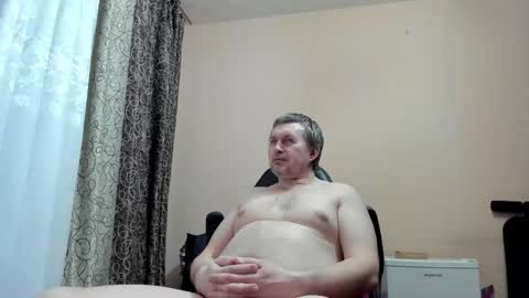 Snapshot of vano_822 chatting on 03-15-26, 04:35 vano_822 online show from 03-15-26, 04:35