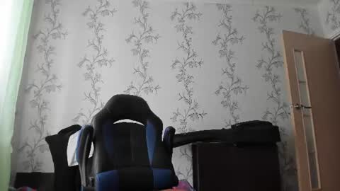 vano_822 online show from 06-12-26, 08:02