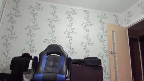 vano_822 online show from 06-17-26, 09:05