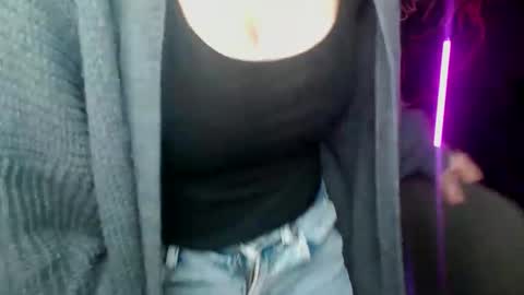 Vanessa online show from 11-30-25, 07:01