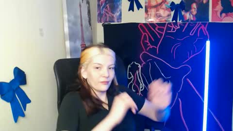 Vanessa online show from 04-07-26, 06:14