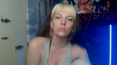 Vanessa online show from 05-10-26, 04:12