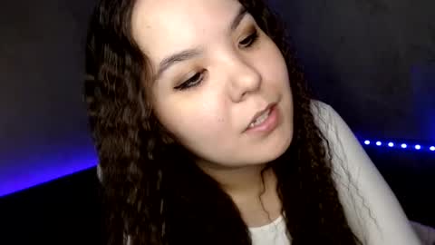 Snapshot of var_kiss chatting on 07-28-26, 03:32 Var Kiss online show from 07-28-26, 03:32