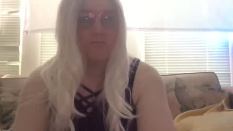 Varina online show from 05-13-26, 07:33