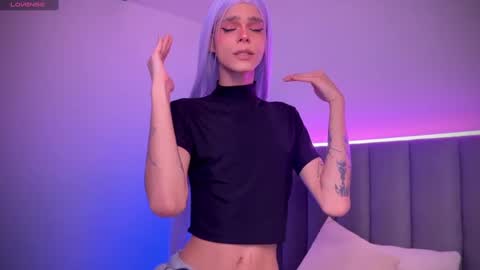 Snapshot of varya_ferreira chatting on 12-17-24, 01:05 Varya Ferreira - independent model online show from 12-17-24, 01:05