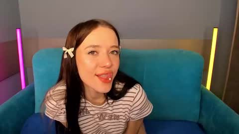 Snapshot of vasilisalove chatting on 03-11-25, 04:32 VasilisaLove online show from 03-11-25, 04:32