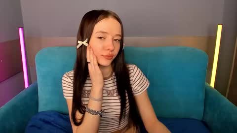 Snapshot of vasilisalove chatting on 03-11-25, 07:37 VasilisaLove online show from 03-11-25, 07:37