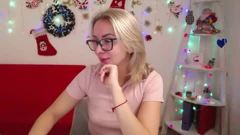 Snapshot of vasilisasii chatting on 12-14-24, 07:29 Vasilisa online show from 12-14-24, 07:29