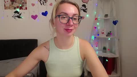 Snapshot of vasilisasii chatting on 01-17-25, 09:17 Vasilisa online show from 01-17-25, 09:17