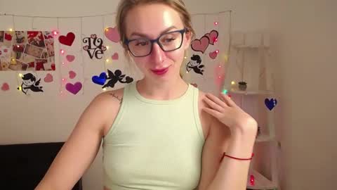 Snapshot of vasilisasii chatting on 01-24-25, 12:20 Vasilisa online show from 01-24-25, 12:20