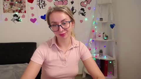 Snapshot of vasilisasii chatting on 01-25-25, 04:46 Vasilisa online show from 01-25-25, 04:46