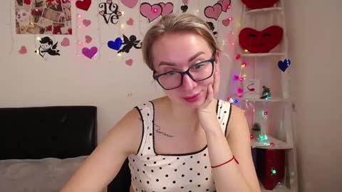 Snapshot of vasilisasii chatting on 02-05-25, 06:24 Vasilisa online show from 02-05-25, 06:24