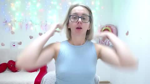 Snapshot of vasilisasii chatting on 09-12-25, 05:07 Vasilisa online show from 09-12-25, 05:07