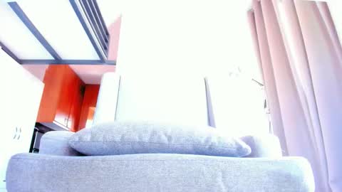 Snapshot of vavavoom_ chatting on 04-13-26, 05:46 Ahva online show from 04-13-26, 05:46