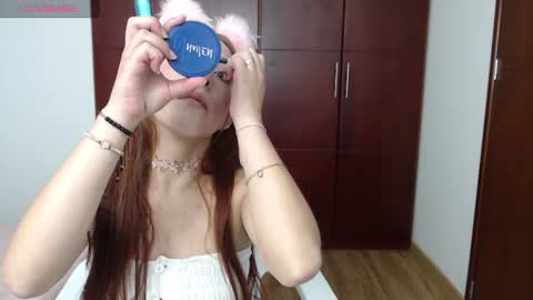 Snapshot of vecandy chatting on 07-18-26, 10:35 Candy online show from 07-18-26, 10:35