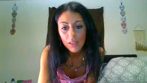 vee2345 online show from 07-15-26, 07:02