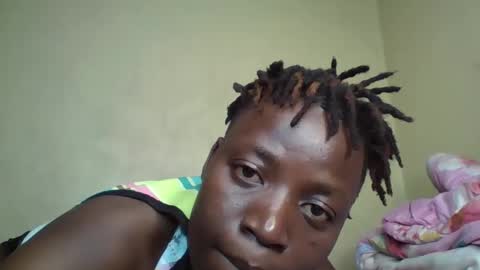 Snapshot of vee_tommy chatting on 12-29-24, 06:45 Vee tommy online show from 12-29-24, 06:45