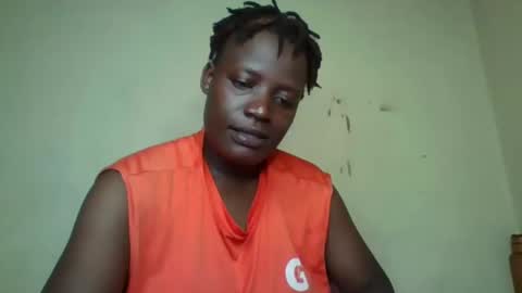 Snapshot of vee_tommy chatting on 12-29-24, 12:55 Vee tommy online show from 12-29-24, 12:55