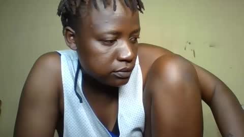 Snapshot of vee_tommy chatting on 12-31-24, 10:56 Vee tommy online show from 12-31-24, 10:56